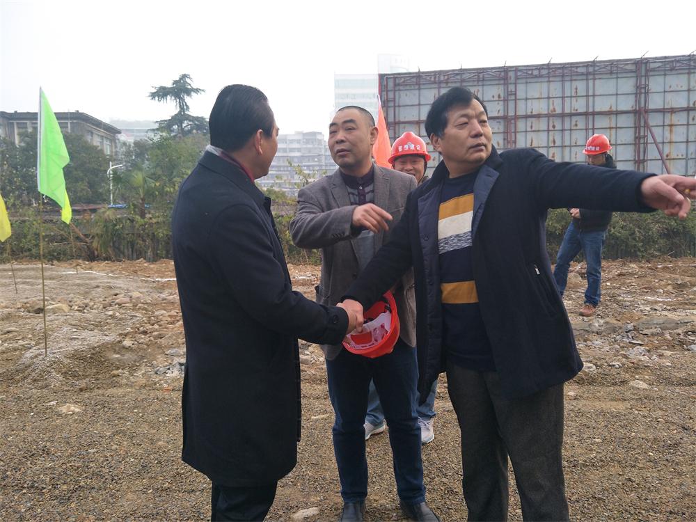 南平市建陽(yáng)區(qū)重點(diǎn)項(xiàng)目“四比六促”2017年12月暨建陽(yáng)一中擴(kuò)建項(xiàng)目開工儀式